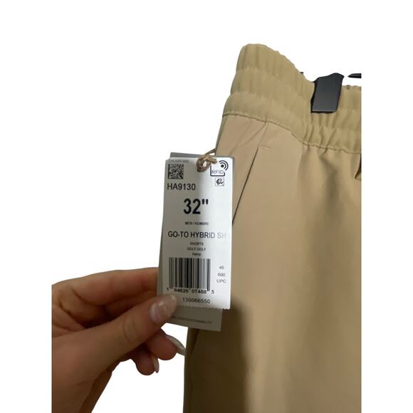 NWT Adidas Go-To Hybrid Golf Shorts 32" Sportswear Casual Men's Country Club - Picture 3 of 4
